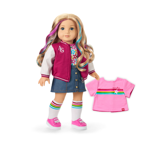 Truly Me™ 18-inch Doll #110 with wavy blonde hair W5