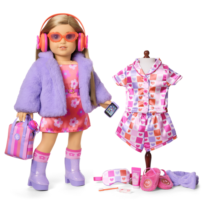Truly Me™ #131 Doll & Day of Fun All-in-One Set Z4