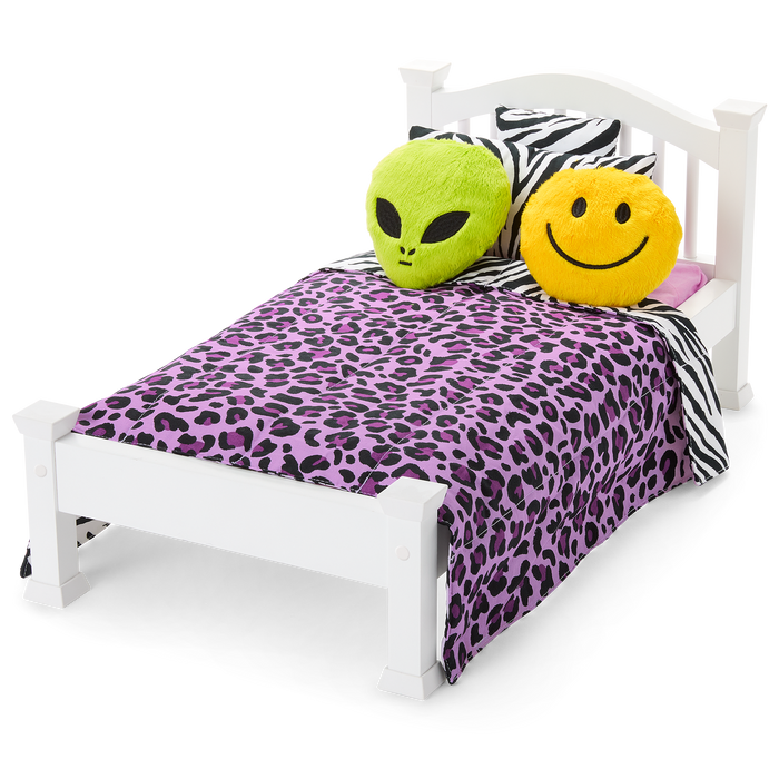 Nicki’s™ Bed & Animal-Print Bedding Set for 18-inch Dolls (Historical Characters) T9