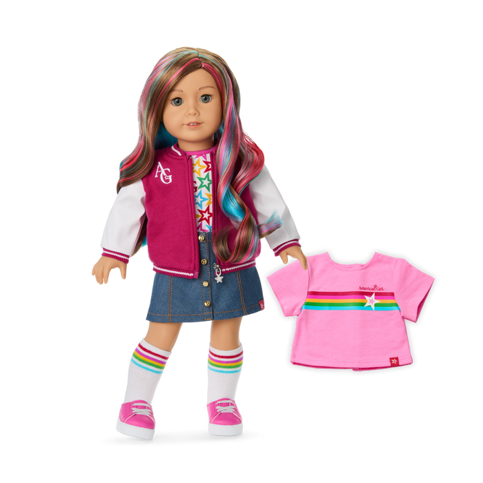 Truly Me™ 18-inch Doll #101 with wavy caramel hair W6